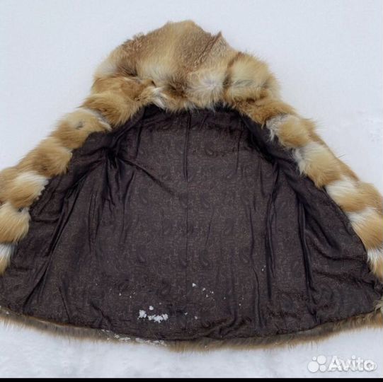 Шуба из меха лисы