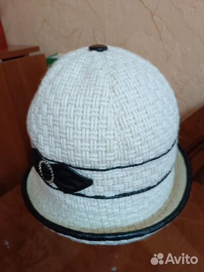 Женские головные уборы. Предложите вашу цену