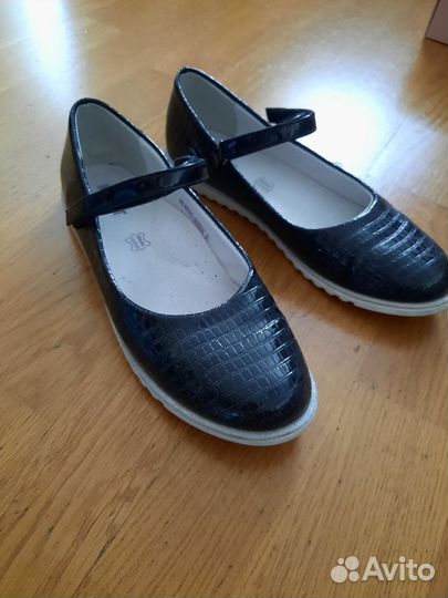 Туфли для девочки размер 36