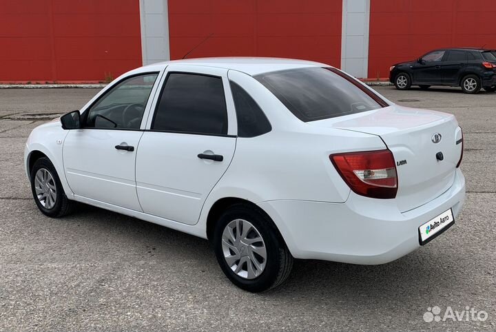 LADA Granta 1.6 МТ, 2015, 127 000 км