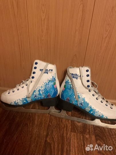 Коньки фигурные 38 размер