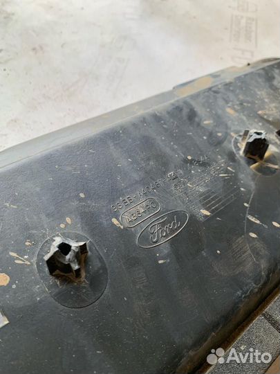 Бленда под номер Ford Mondeo FD 1993