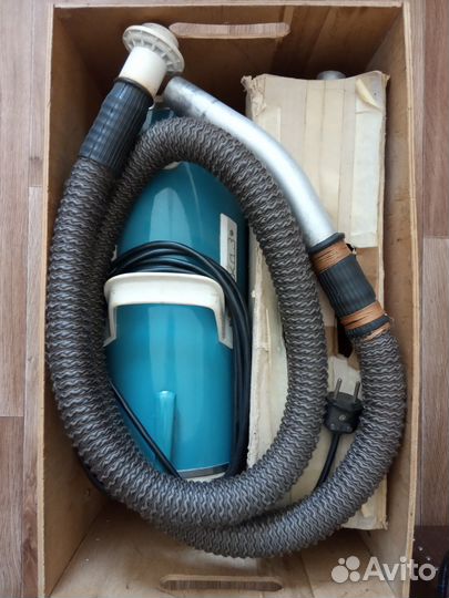 Пылесос Чайка 3