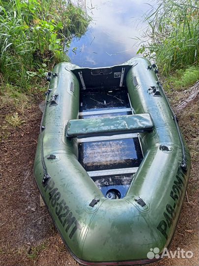 Продам пвх лодку 2900