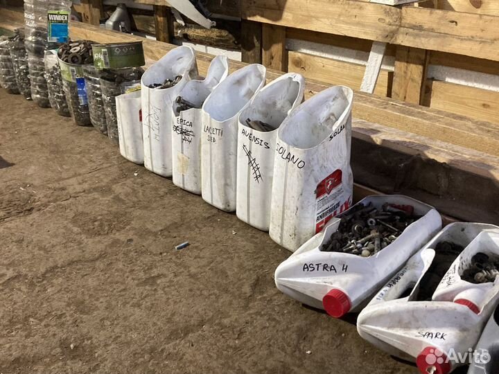 Болты иномарок оригинал