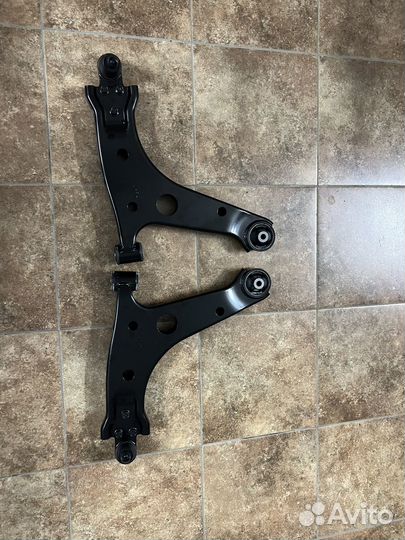 Рычаг передний chevrolet lacetti