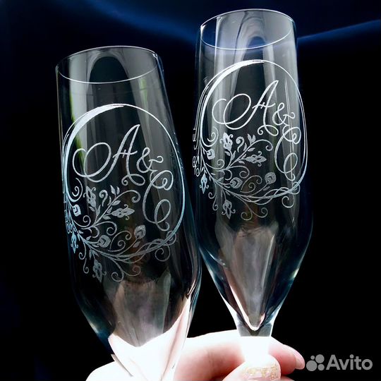 Именная гравировка на стекле