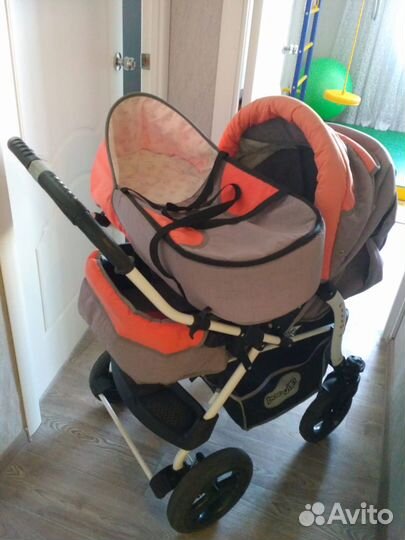 Детская коляска-трансформер