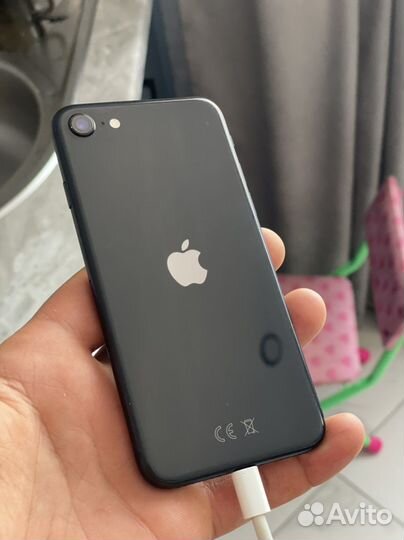 iPhone se 64gb 2020