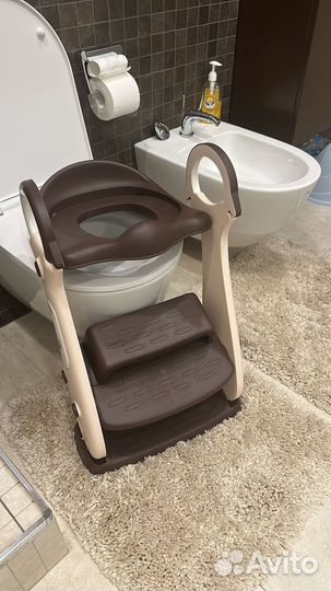 Детское сиденье на унитаз со ступенькой