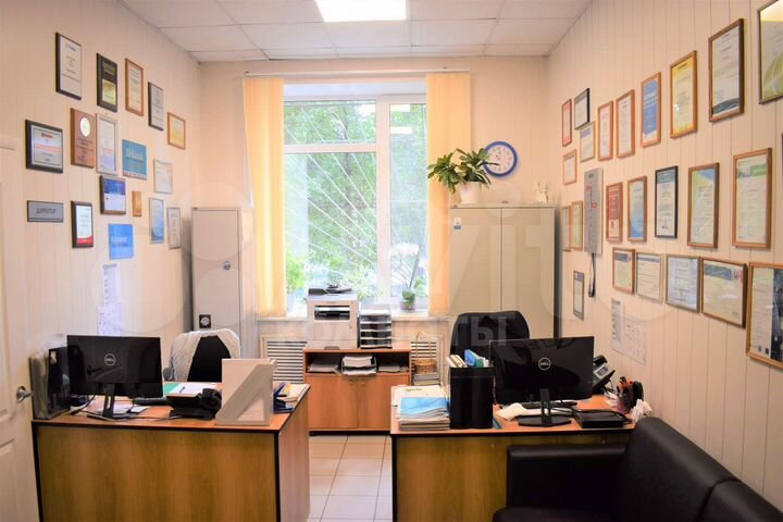 Продам офисное помещение, 375 м²