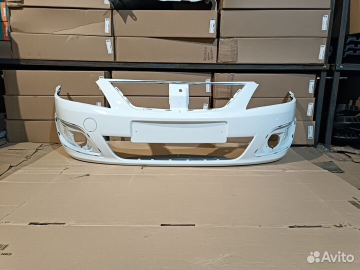 Бампер передний Лада Ларгус цвет белый