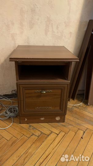 Тумба прикроватная