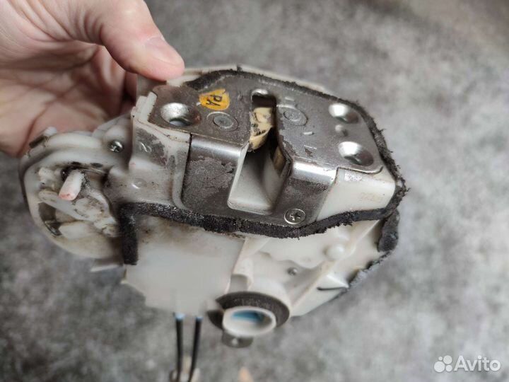 Замок дверной Honda Civic 4d