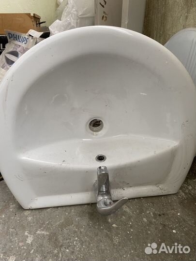 Раковина с подставкой