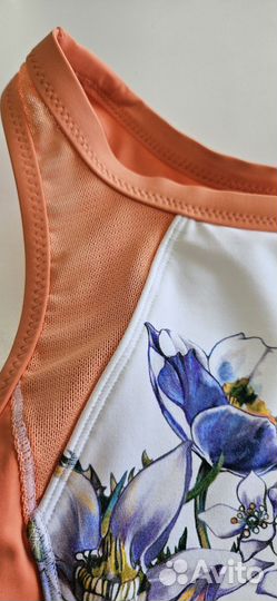 Продам новый купальник Adidas 32р