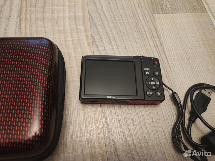Компактный фотоаппарат Nikon Coolpix A100