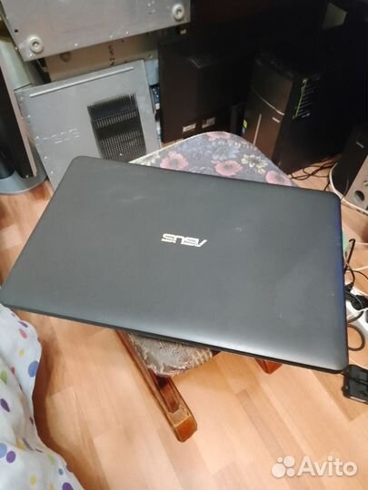 Ноутбук asus x751m