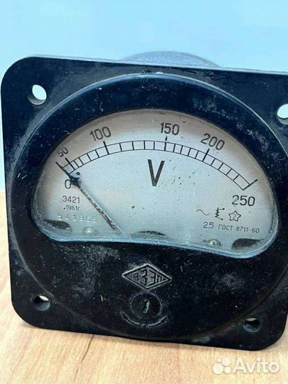 Э421, 2,5 кл, 61 г.в. (пред.изм 0-250 V)