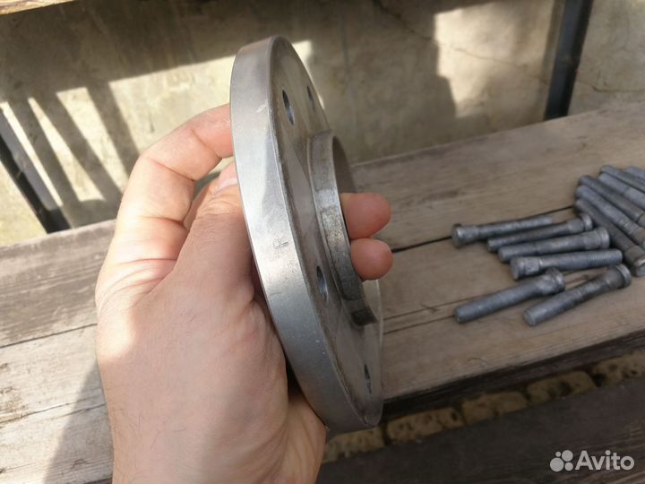 Проставки колесные 15мм для Hyundai grand starex