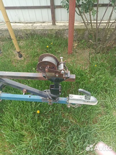 Лодочный прицеп