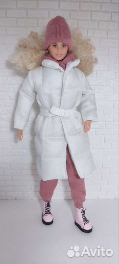 Кукла Барби с набором одежды и аксессуаров