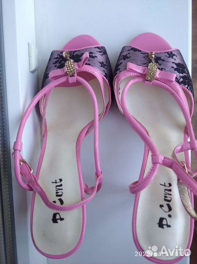 Босоножки женские 40 размер новые