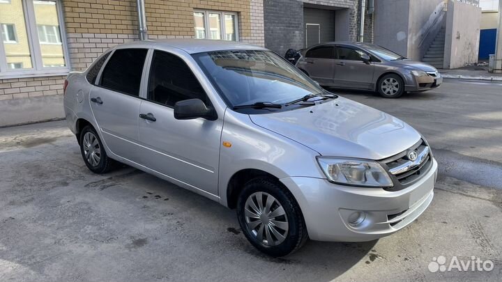 LADA Granta 1.6 МТ, 2012, 219 797 км