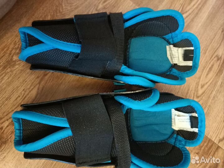 Хоккейные наколенники (Щитки) 9