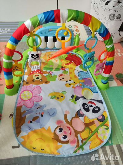Развивающий коврик с пианино