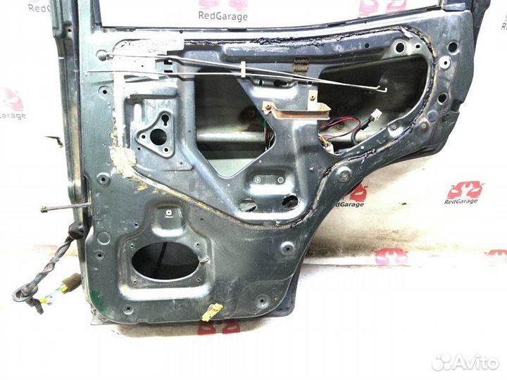 Дверь задняя правая Ford Maverick R20 KA24E 1994