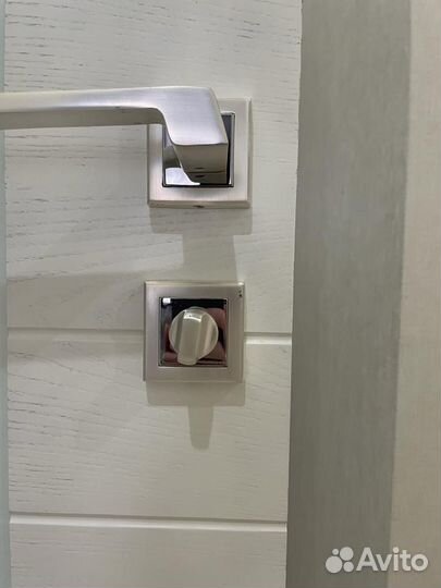 Продам дверные ручки