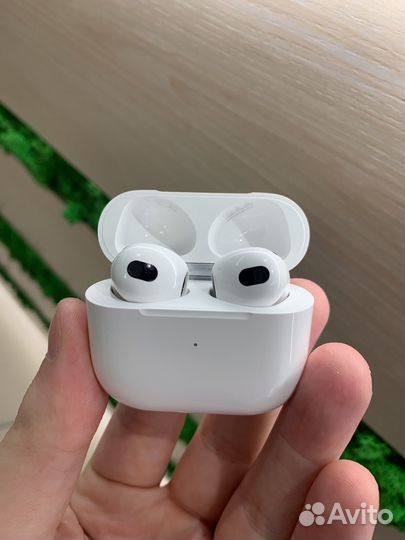 AirPods 3
