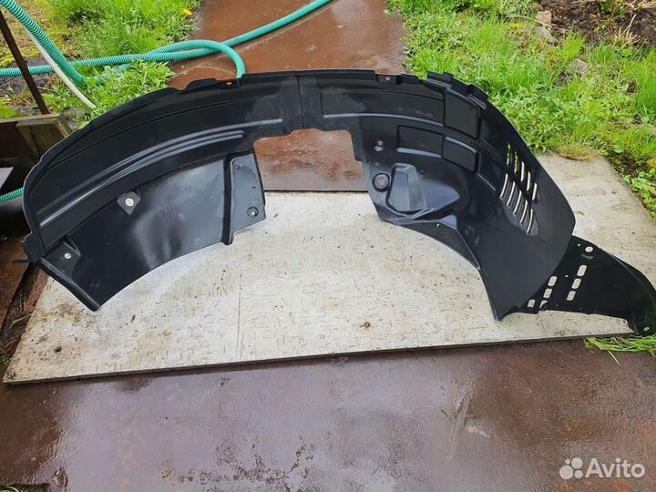 Подкрылок передний правый 86820-2P000