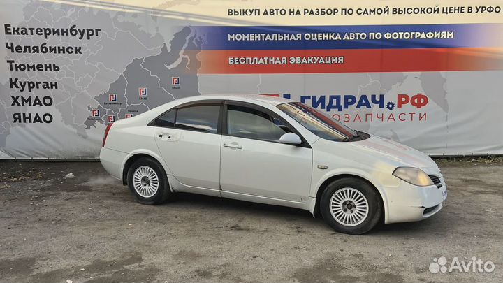 Рычаг стояночного тормоза Nissan Primera (P12) 36010-AU000