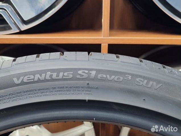 Hankook Ventus S1 Evo3 SUV K127A 275/35 R22