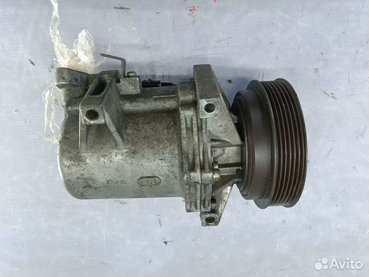 Компрессор кондиционера Renault logan 2