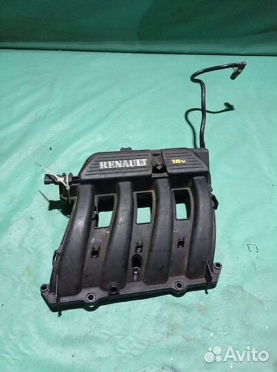 Коллектор впускной Renault Megane