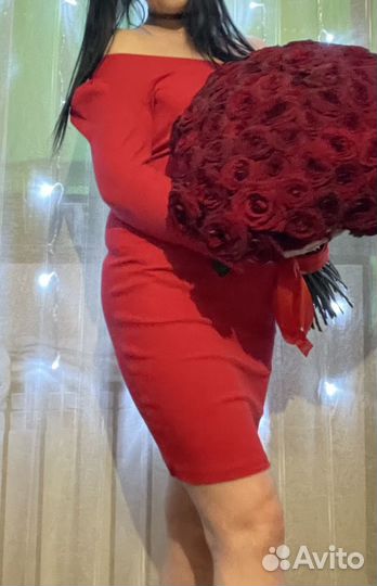 Красное платье