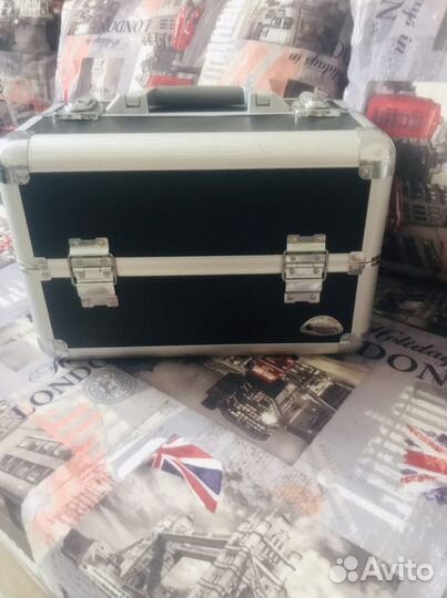 Сумка-чемодан для мастера маникюра, педикюра, виза