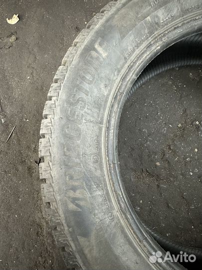 Bridgestone Ice Cruiser 7000S 205/60 R16 92T