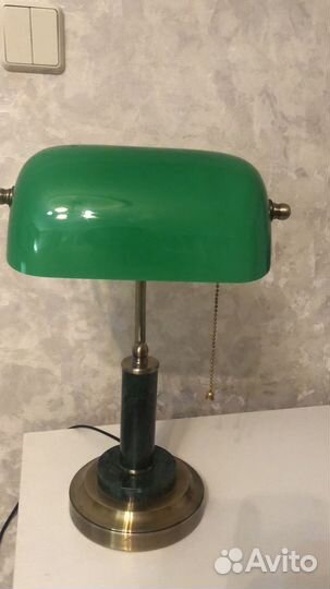 Лампа настольная