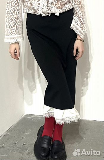 Юбка миди костюмная с кружевной подкладкой