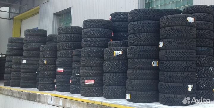 Pirelli Formula Ice 235/55 R17