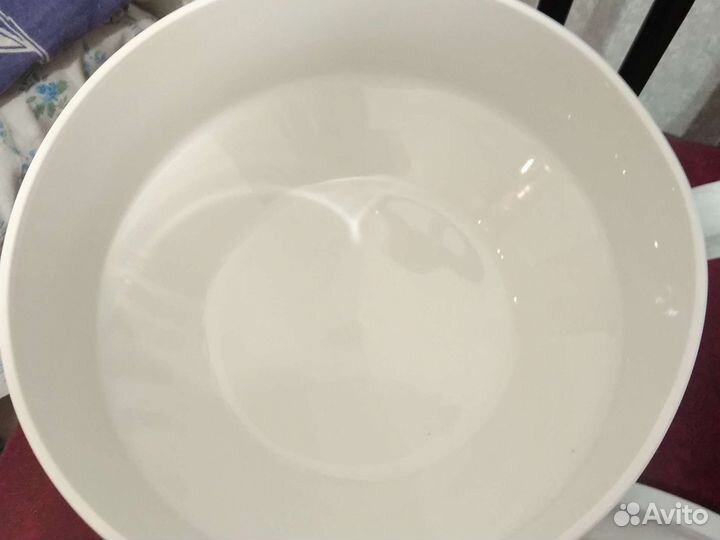 Супница,салатник,селедочница гдр