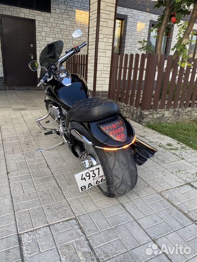 Suzuki boulevard m109r