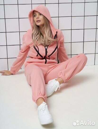 Комбинезон женский