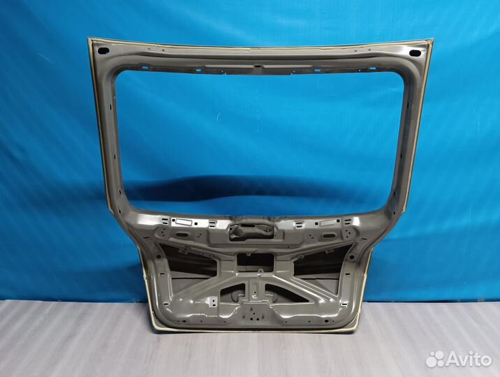 Дверь багажника Skoda Octavia A7