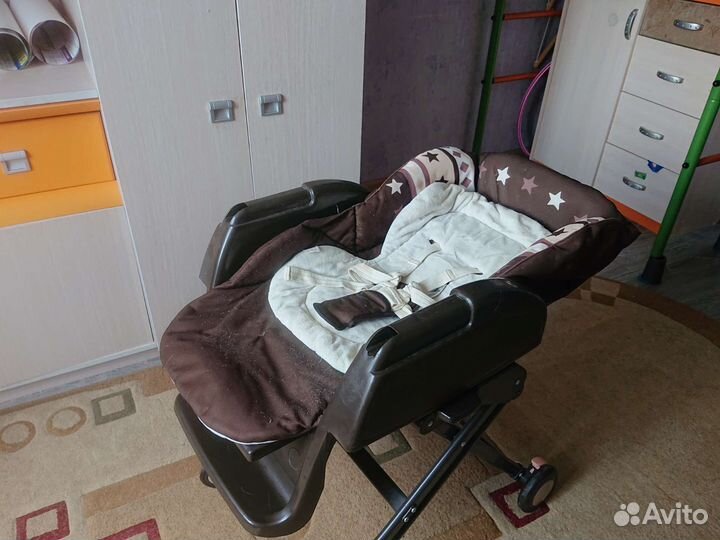 Стульчик для кормления aprica