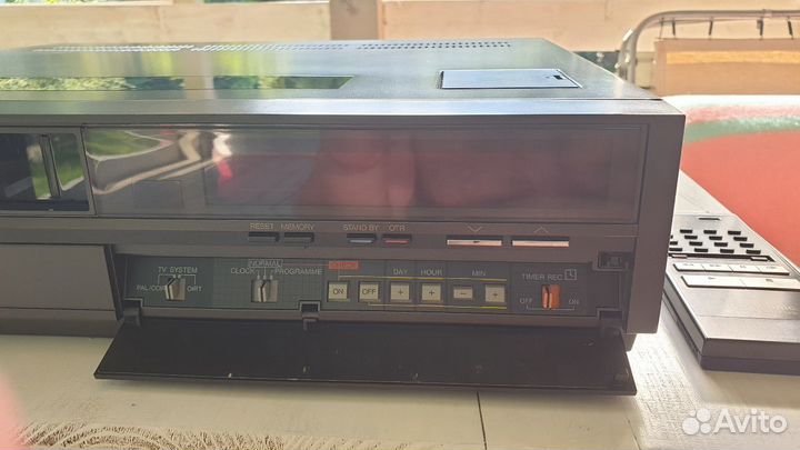 Видеомагнитофон Panasonic NV-433